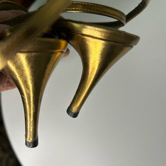 Yves Saint Laurent gold mesh pointed toe strappy sandal. Size 7.5 - Picture 13 of 14